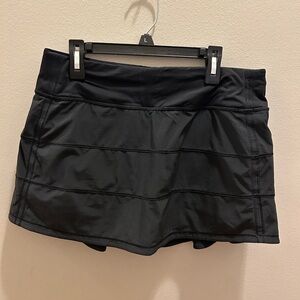 Lululemon black pace rival skort 12” size 6